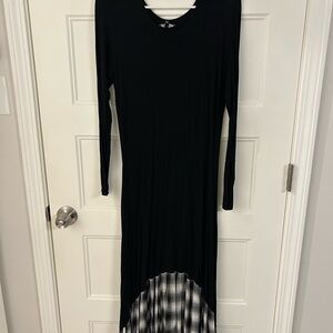 Annabelle Black and White Long Sleeve Dress